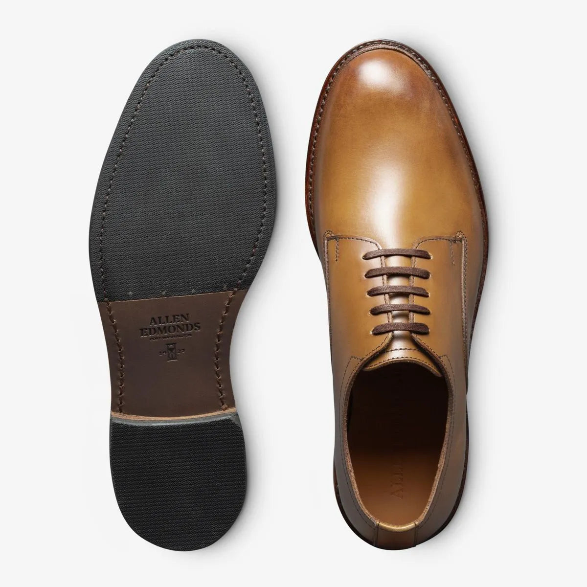 Trevor Plain-toe Derby Shoe - Walnut Leather