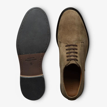 Trevor Plain-toe Derby Shoe - Tobacco Suede