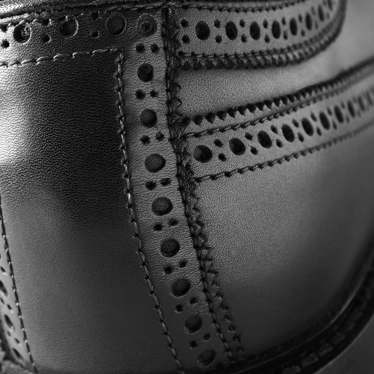 Mason Reserve Wingtip Derby Dress Shoe - Black Leather
