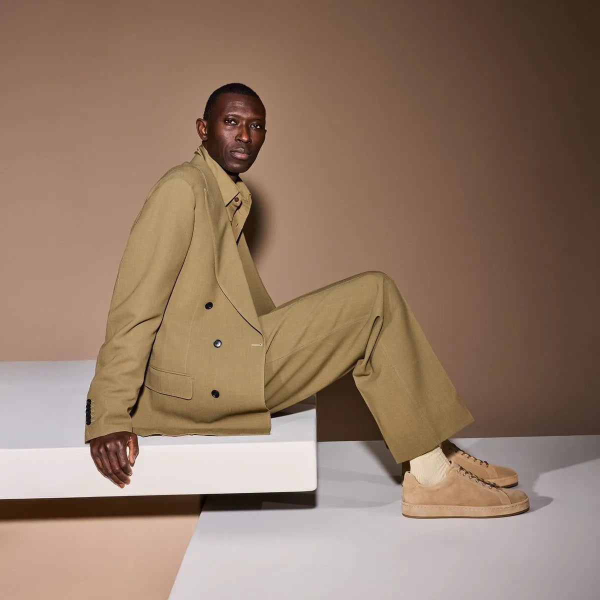 Barnes Lace-up Sneaker - Bone Suede
