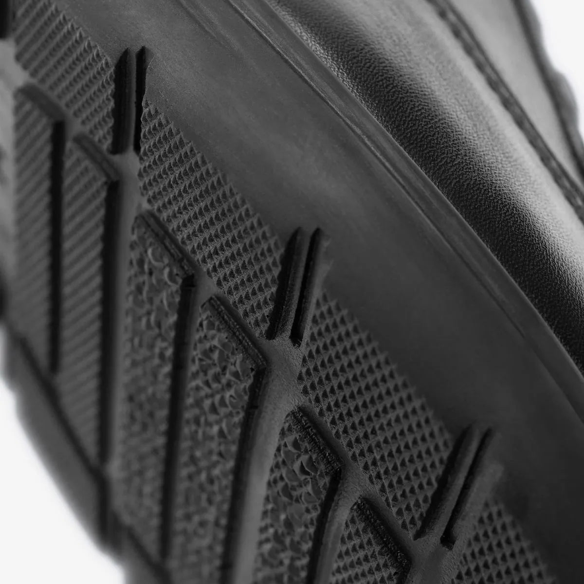 Brentwood Reserve Lace-up Sneaker - Black Leather
