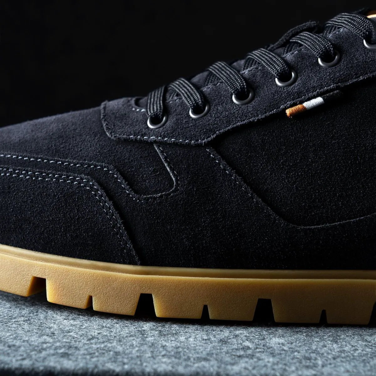 Vail Lug Sneaker - Navy Suede