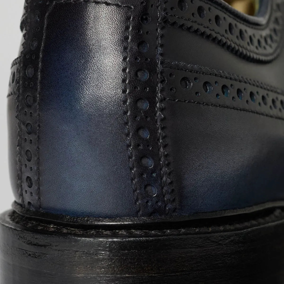 Mason Reserve Wingtip Derby Dress Shoe - Navy Leather